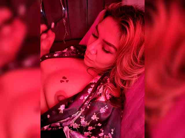 NinaBelluschi webcam