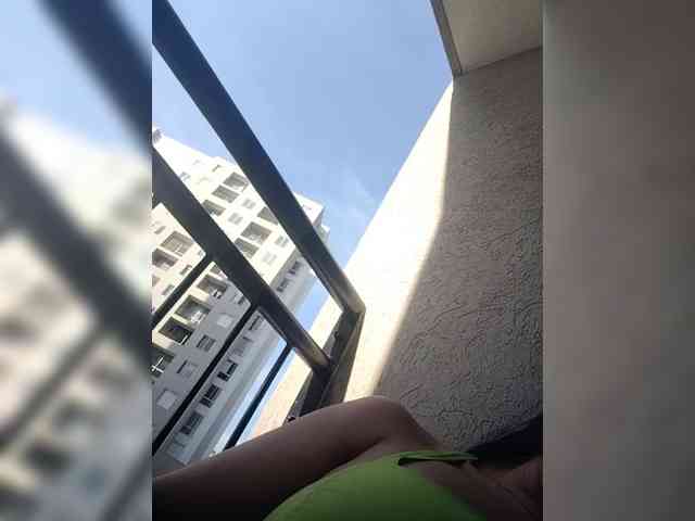 NinaBelluschi webcam