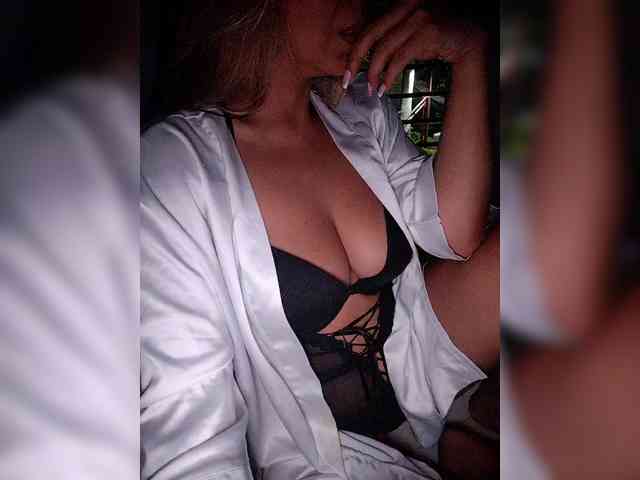 NinaBelluschi webcam