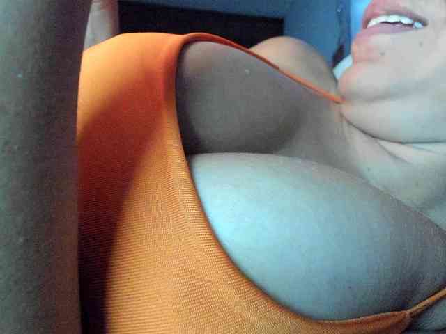 NinaBelluschi webcam