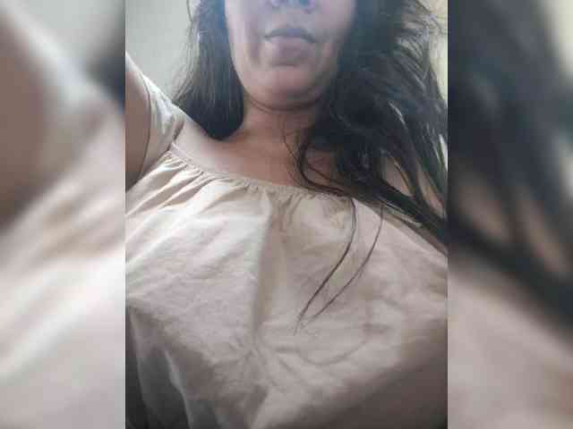 NinaBelluschi webcam