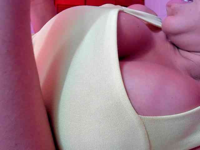NinaBelluschi webcam