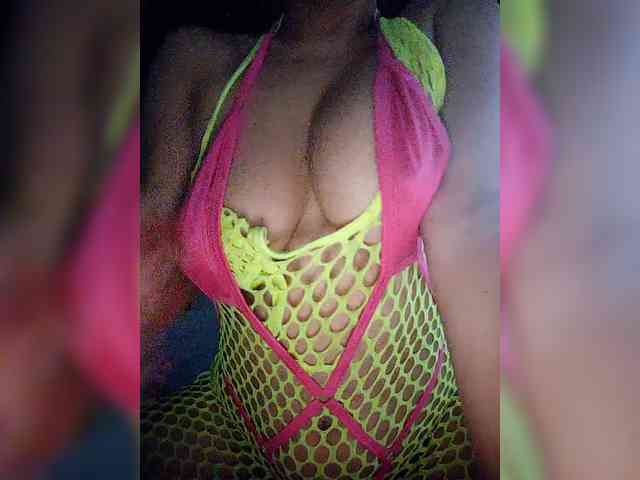 NinaBelluschi webcam