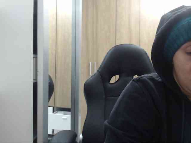 RoxanaMilf webcam