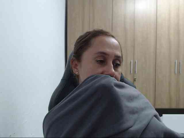 RoxanaMilf Live Webcam on BongaCams