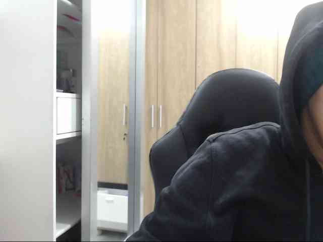 RoxanaMilf webcam