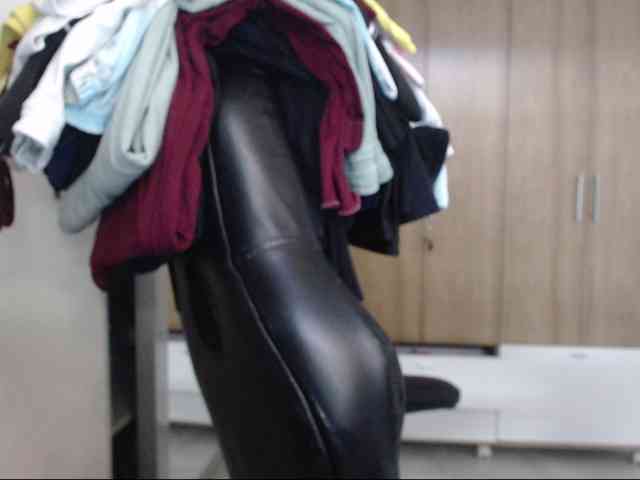 RoxanaMilf webcam