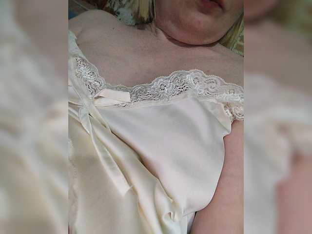 Stella65's BongaCams show and profile