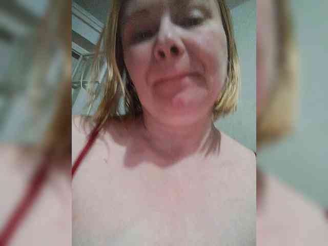 Stella65 Live Webcam on BongaCams