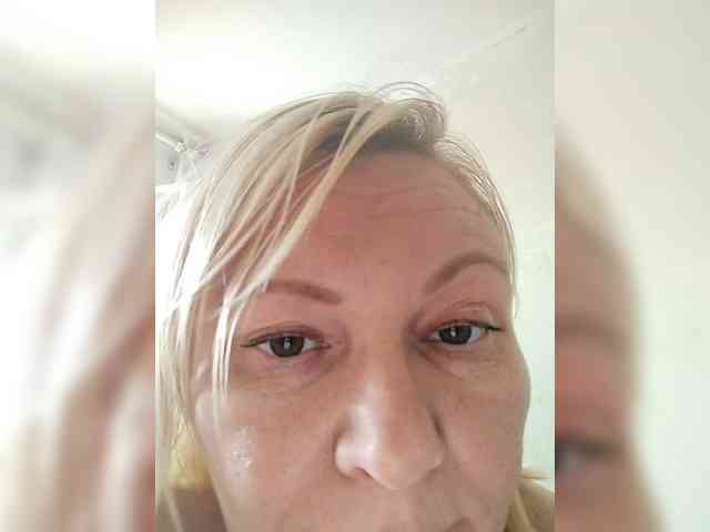 Miss-Stella webcam