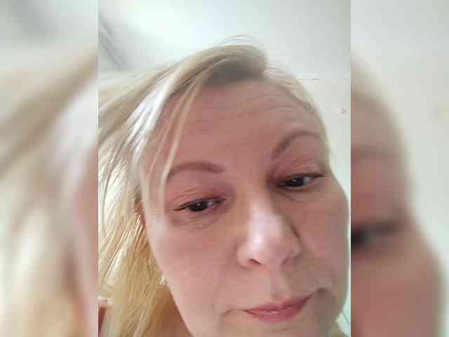 Miss-Stella webcam