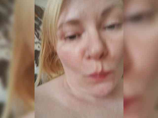 Miss-Stella webcam