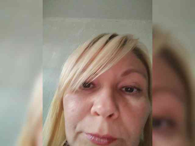 Miss-Stella webcam