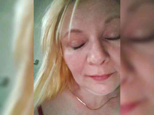 Miss-Stella webcam