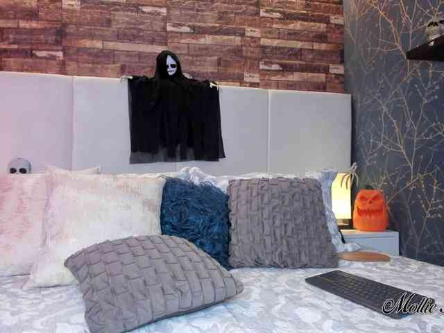 MollieBennet MollieBennet