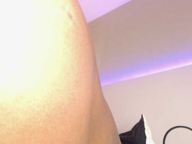 KayaBrown's BongaCams show and profile