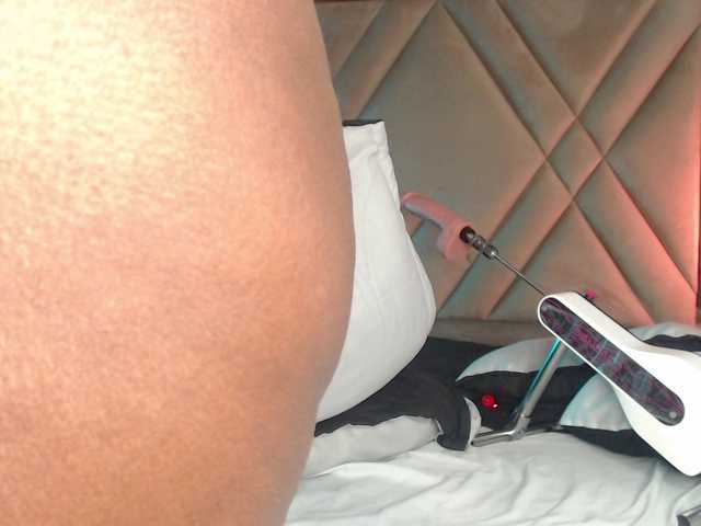 KayaBrown's BongaCams show and profile