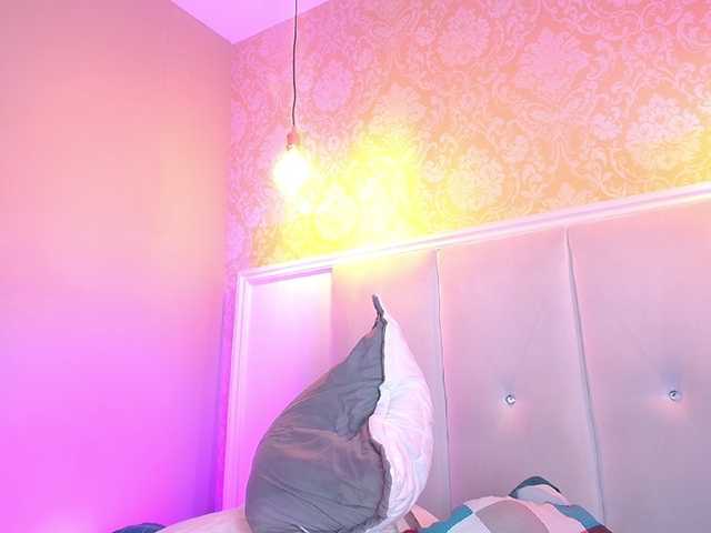 KayaBrown's BongaCams show and profile