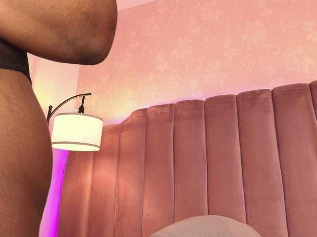 KayaBrown's BongaCams show and profile