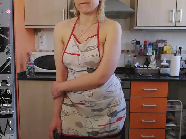 JennyCoquine live cam profile