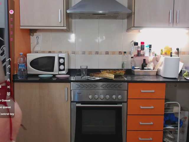 JennyCoquine's BongaCams show and profile