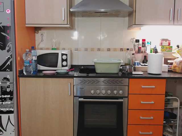 JennyCoquine's BongaCams show and profile