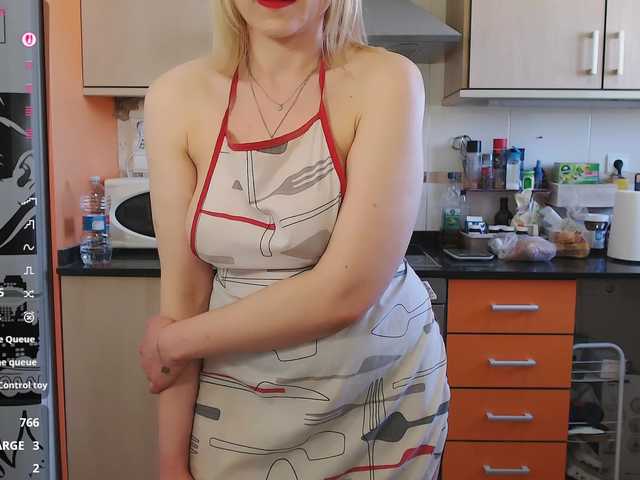 JennyCoquine's BongaCams show and profile