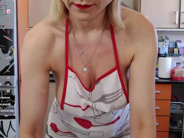 Модель: JennyCoquine