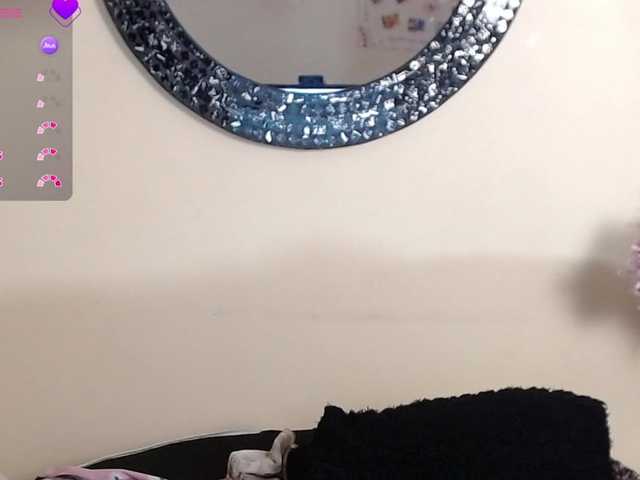 NicoleSantana's BongaCams show and profile