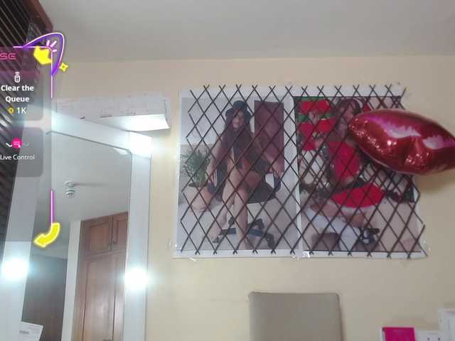 NicoleSantana's BongaCams show and profile