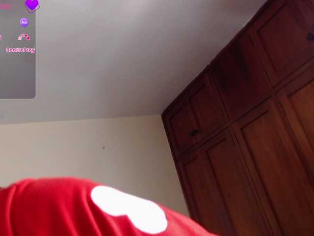 NicoleSantana's BongaCams show and profile