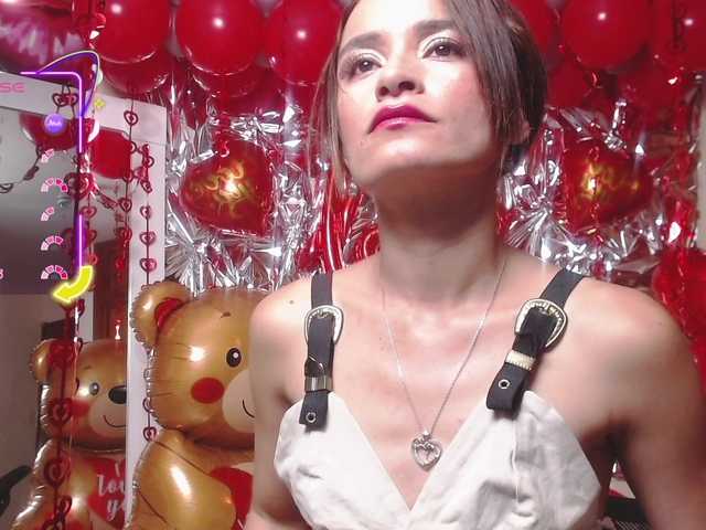 NicoleSantana — Love is in the air guys!!! be my valentine... im ready to have the perfect date with you goal is a big surprisecheck my pics and vids you gonna love it!!!pvt always on