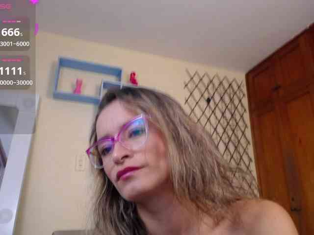 NicoleSantana webcam