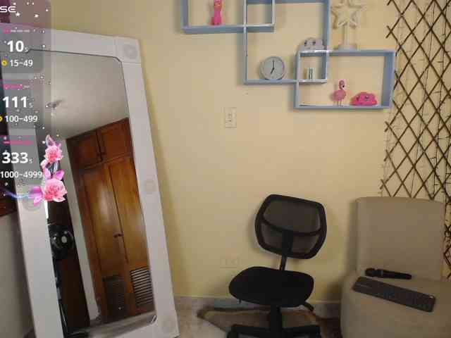 NicoleSantana webcam