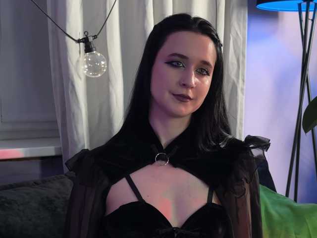 KiraLiLime's BongaCams profile