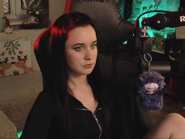 KiraLiLime's BongaCams show and profile