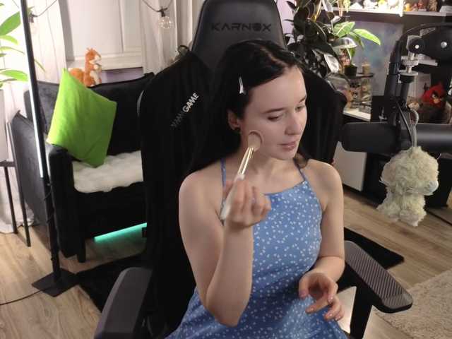 видео KiraLiLime