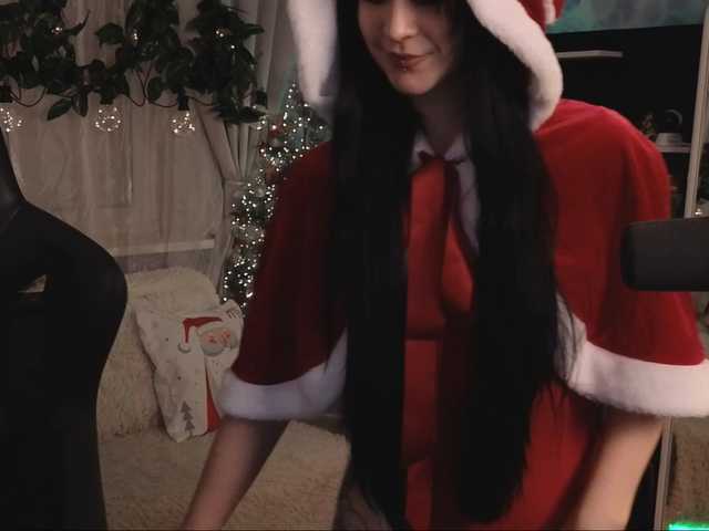 KiraLiLime's BongaCams show and profile