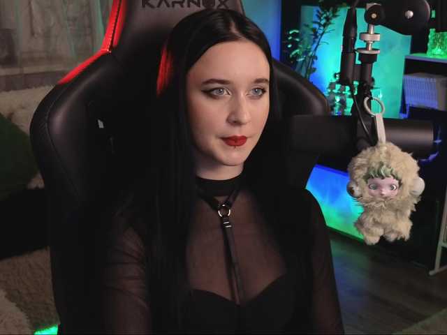 KiraLiLime's BongaCams show and profile