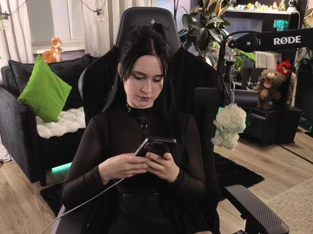 KiraLiLime's BongaCams profile