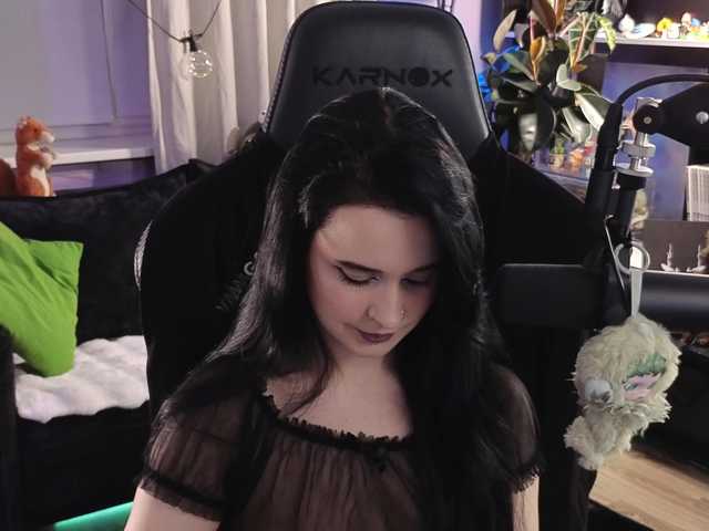 KiraLiLime's BongaCams profile