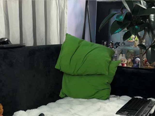 KiraLiLime's BongaCams profile