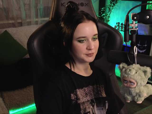 KiraLiLime from BongaCams is Freechat