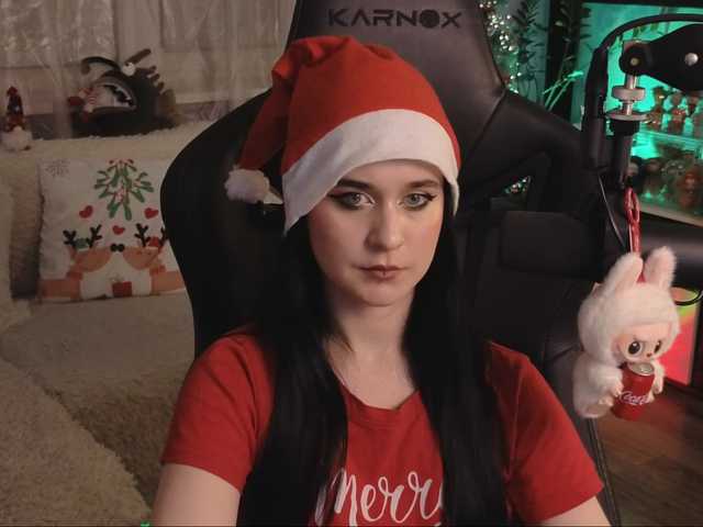 KiraLiLime's BongaCams show and profile