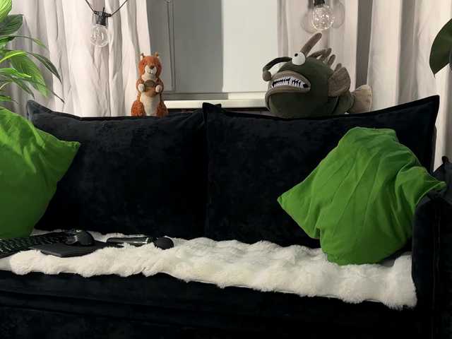 KiraLiLime's BongaCams show and profile