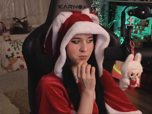 KiraLiLime's BongaCams show and profile