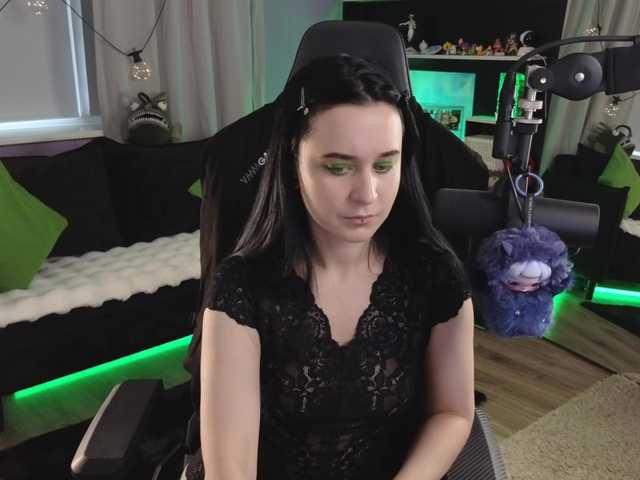 KiraLiLime's BongaCams show and profile