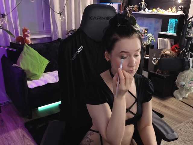 KiraLiLime's BongaCams profile