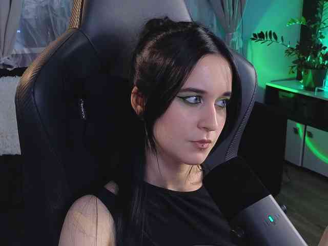 Kira_Li_Lime webcam