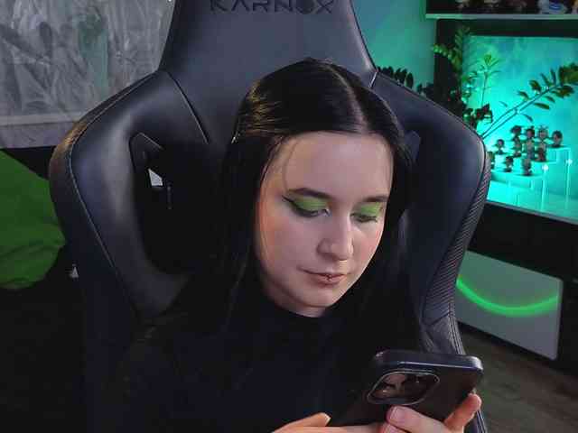Kira_Li_Lime webcam